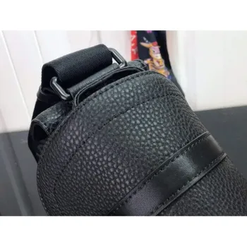 LV M58476 Louis Vuitton Christopher Messenger Bag Černá M58475