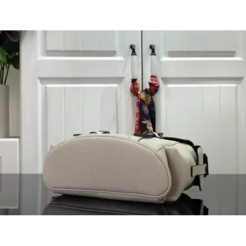 LV M58475 Louis Vuitton Christopher Messenger Bag Bílá M58476