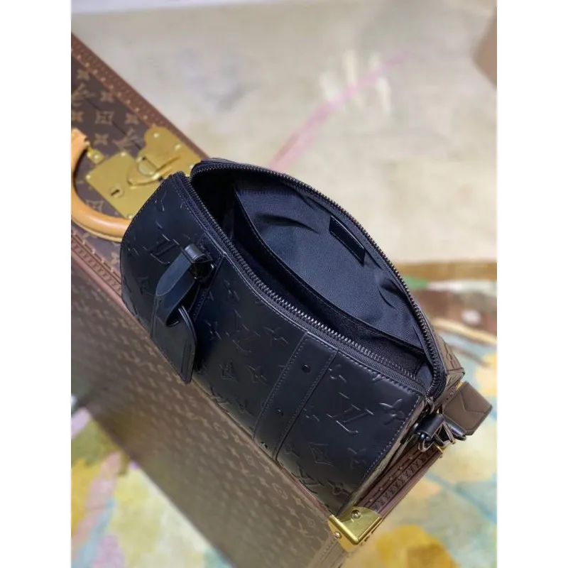LV M57955 Taška Louis Vuitton City Keepall Černá