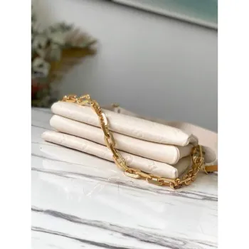 LV M57793 Louis Vuitton Coussin PM Taška M57790 Krémová