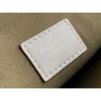 LV M57793 Louis Vuitton Coussin PM Taška M57790 Krémová