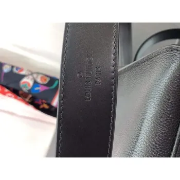 LV M57728 Louis Vuitton Taška On My Side Tote Černá
