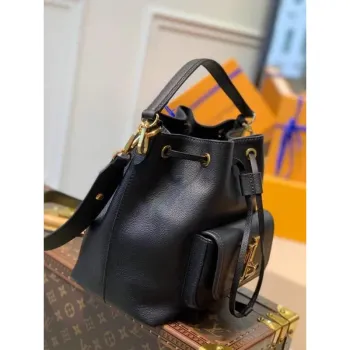 LV M57687 Louis Vuitton Lockme Bucket Bag M57688 M57689 Černá