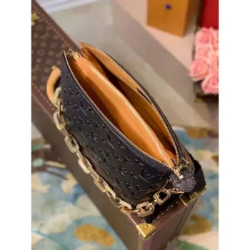 LV M57783 Louis Vuitton Coussin MM Embossed puffy jehněčí kůže taška černá