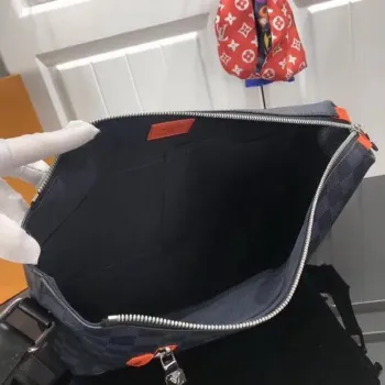 LV N40159 Louis Vuitton Damier Cobalt Discovery Messenger Shoulder Bag Černá