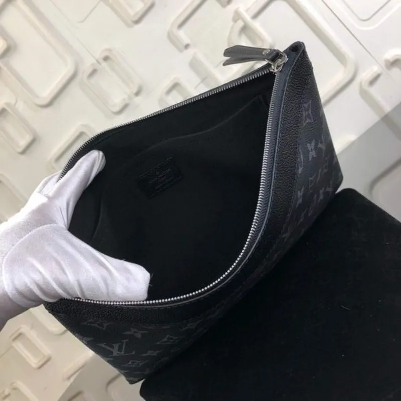 LV M62048 Louis Vuitton Denní Pouch Monogram Eclipse Plátěná Taška M62942