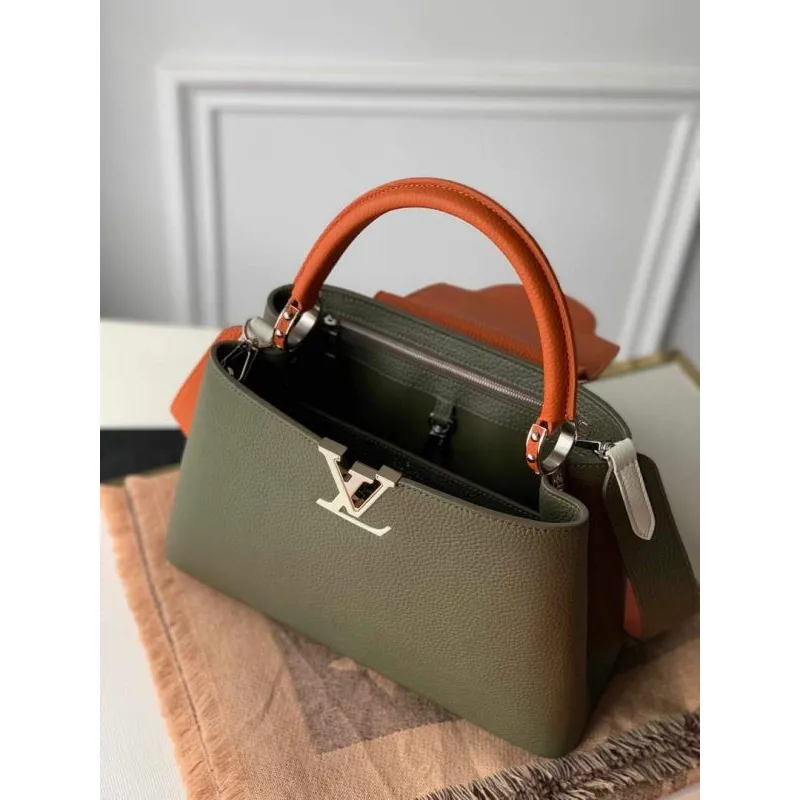 LV M57523 Louis Vuitton Capucines MM Taška Zelená