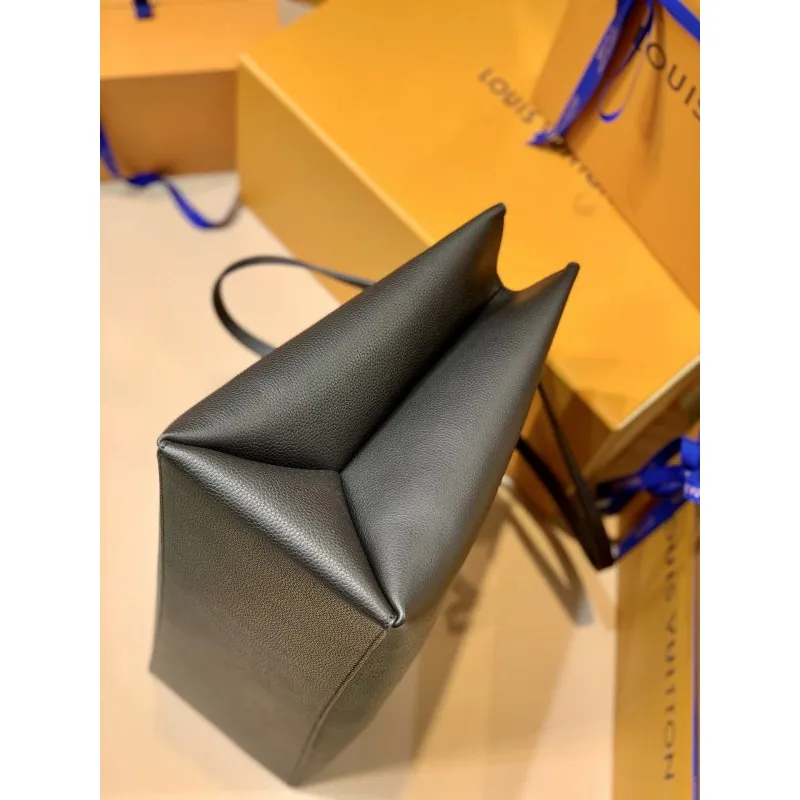 LV M57345 Louis Vuitton M57346 Lockme Shopper M57347 Taška z jemné telecí kůže černá