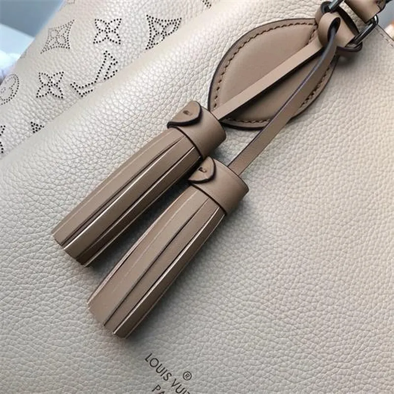 LV M55031 Louis Vuitton Haumea Mahina Taška Magnolia M55030 Šedá