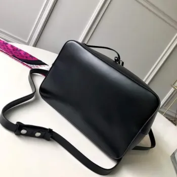LV M54366 Louis Vuitton NéONOé MM Epi Taška Černá