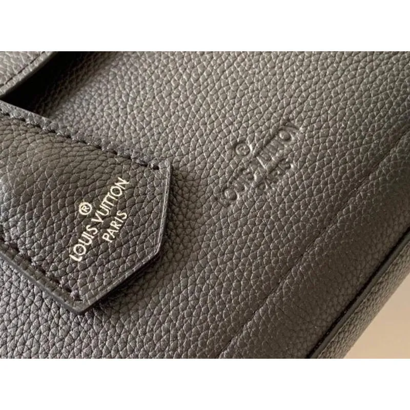 LV M53937 Louis Vuitton Lockme Ever BB Kabelka Černá
