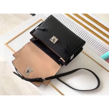 LV M53937 Louis Vuitton Lockme Ever BB Kabelka Černá