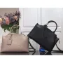 LV M45811 Louis Vuitton Grand Palais Monogram Tote Bag Černá M45833