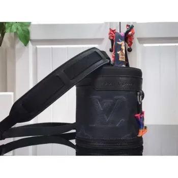 LV M45604 Louis Vuitton 2054 Rozšiřitelná taška Polochon Černá