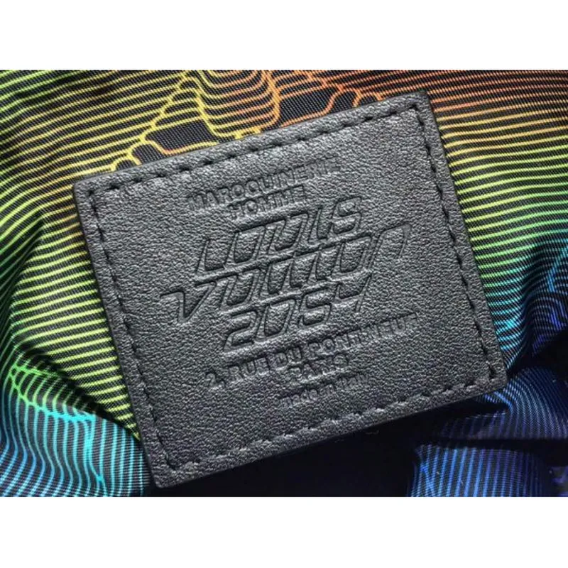 LV M45604 Louis Vuitton 2054 Rozšiřitelná taška Polochon Černá