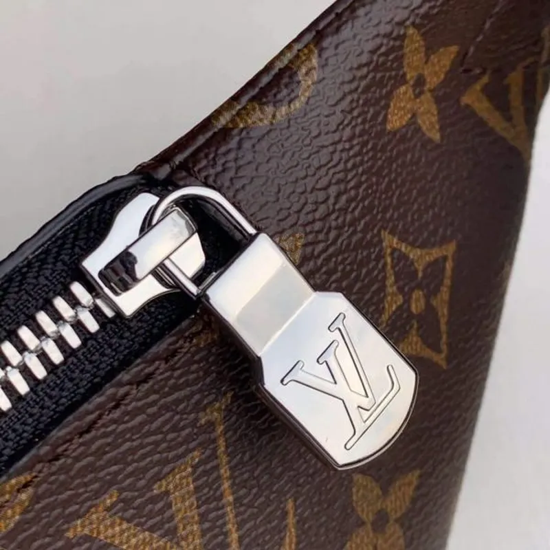 LV M45337 Louis Vuitton Classic BUMBAG Pásková taška Monogram