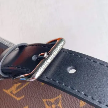 LV M45337 Louis Vuitton Classic BUMBAG Pásková taška Monogram