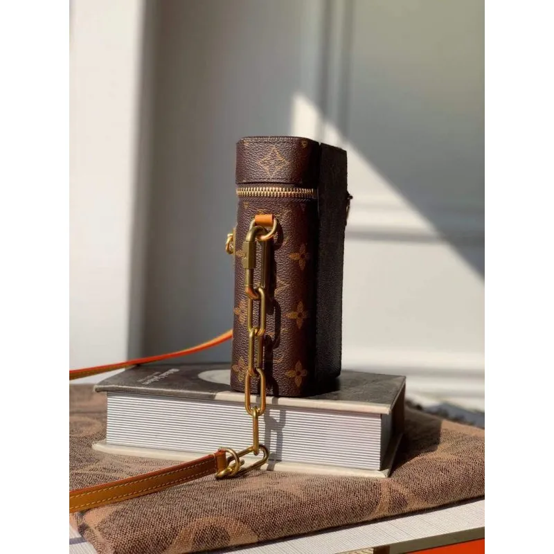 LV M44914 Louis Vuitton Telefonní box Monogram