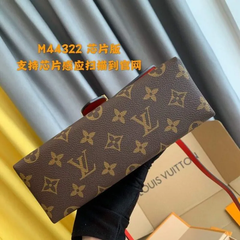 LV M44322 Louis Vuitton Locky BB Monogram Červená M44321 Taška