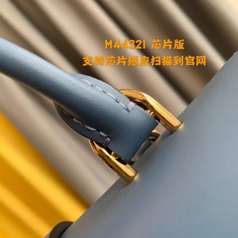 LV M44321 Louis Vuitton Locky BB Monogram Modrá M44322 Taška