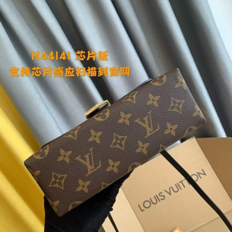 LV M44141 Louis Vuitton Locky BB Monogram Černá M44654 Taška
