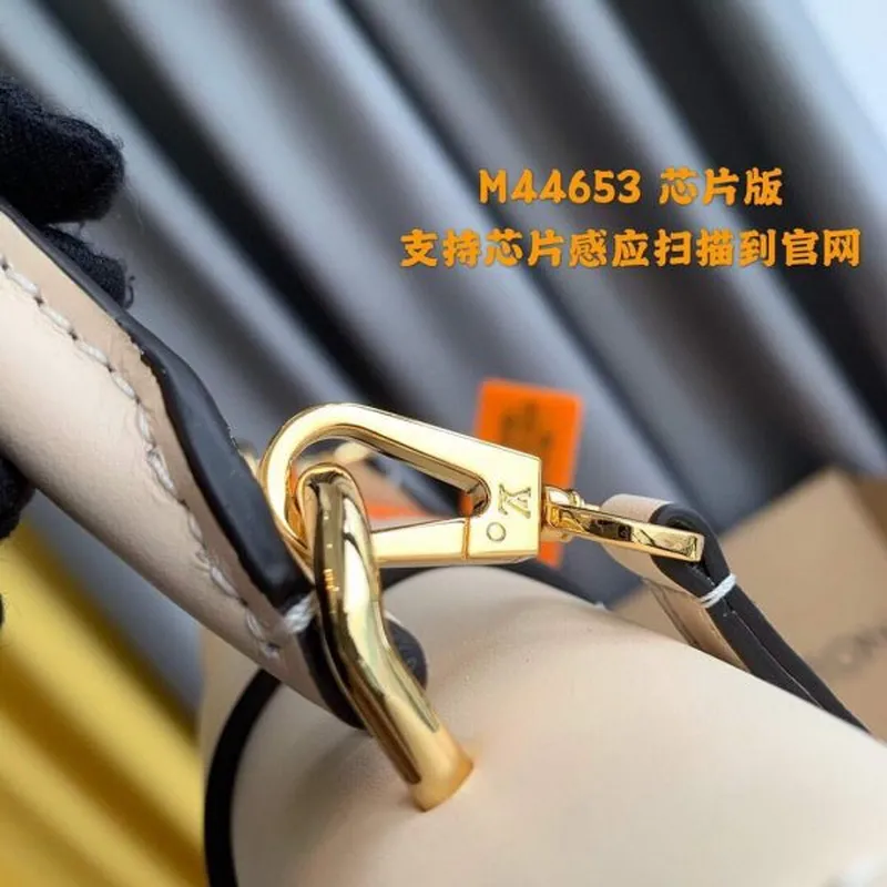 LV M44080 Louis Vuitton Locky BB Monogram Béžová M44654 Taška