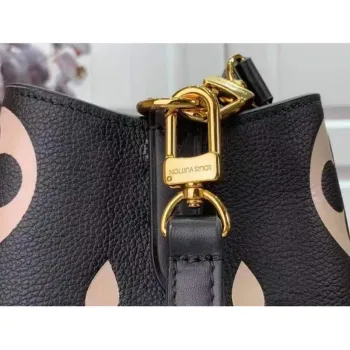 LV M44022 Louis Vuitton M45497 NéONOé Kabelka přes rameno Černá