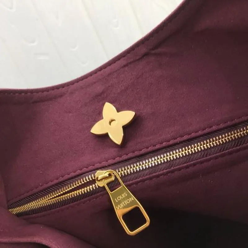 LV M43769 Louis Vuitton M43630 Lockme Hobo Monogram M43546 Taška Béžová