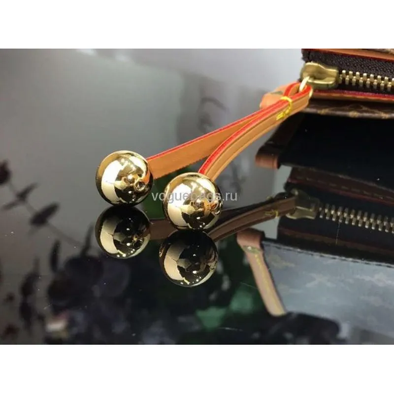 LV M40009 Louis Vuitton Středověká série Zlatý míč Trojúhelníková monogramová taška