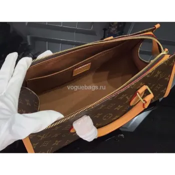 LV M40009 Louis Vuitton Středověká série Zlatý míč Trojúhelníková monogramová taška