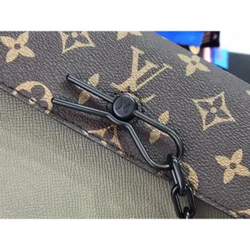 LV M30583 Louis Vuitton Pochette Voyage Steamer Bag Zelená