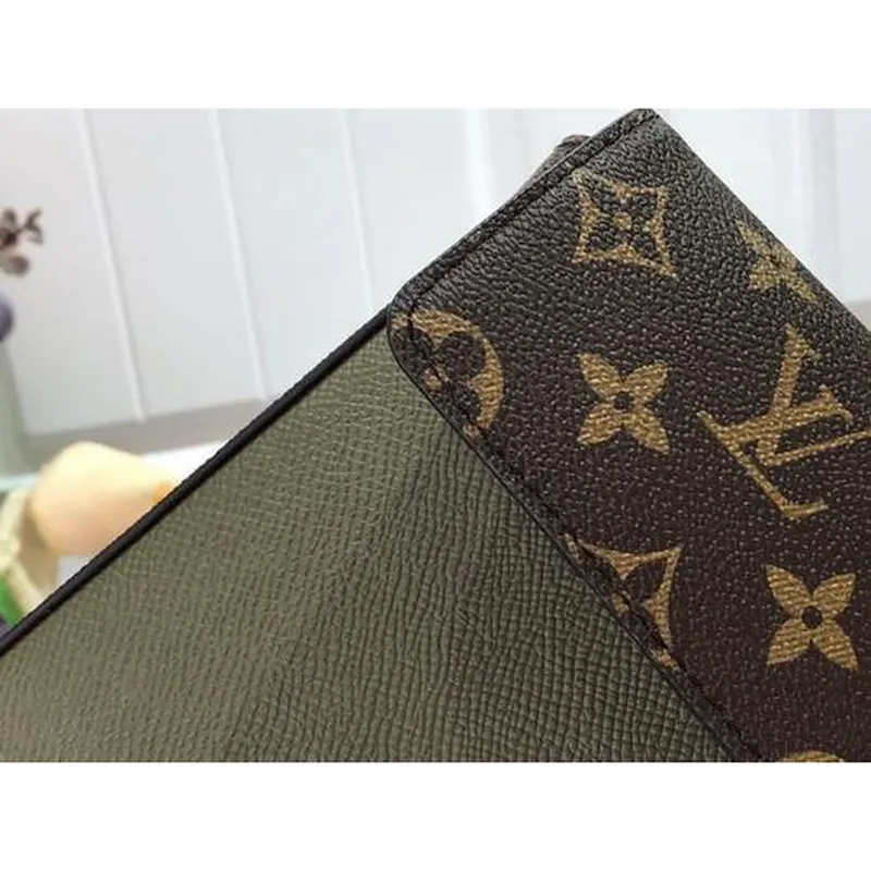 LV M30583 Louis Vuitton Pochette Voyage Steamer Bag Zelená