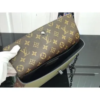 LV M30583 Louis Vuitton Pochette Voyage Steamer Bag Zelená