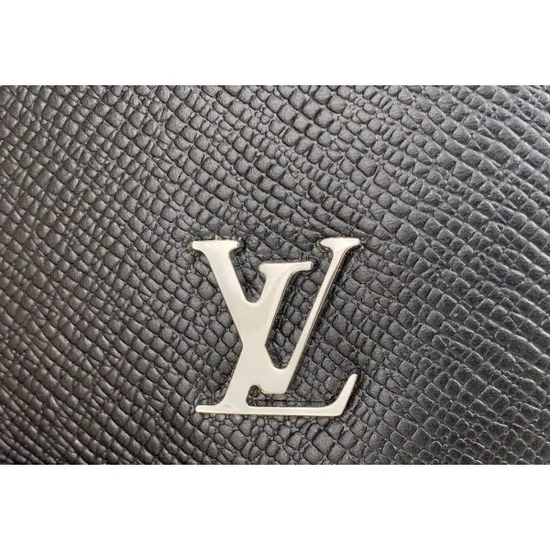 LV M30443 Louis Vuitton Avenue Sling Bag Černá