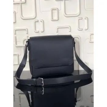 LV M30360 Louis Vuitton Roman pm taiga M30362 Taška M32726 Černá