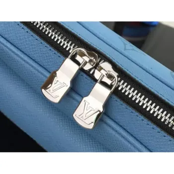 LV M30242 Louis Vuitton Outdoor Messenger Taiga Kůže Modrá