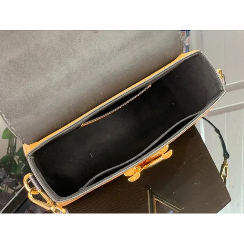 Louis Vuitton M56780 LV Crafty Twist MM Taška M56779 Epi Hnědá