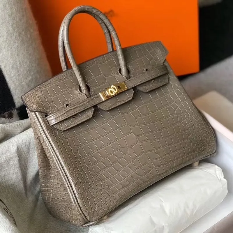 Hermes Birkin 25cm Taška v taupe embosované krokodýlí kůži