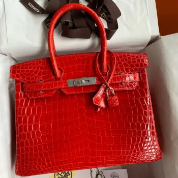 Hermes Birkin 25 Ručně vyráběná taška v červené krokodýlí kůži Niloticus s lesklým povrchem
