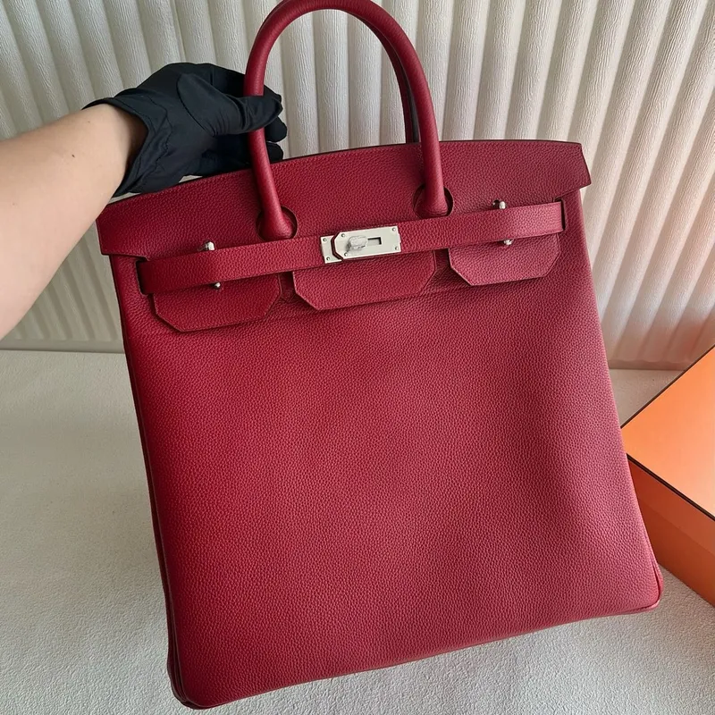 Hermes HAC Birkin 40 Ručně vyráběná taška v červené kůži Clemence