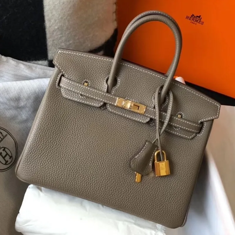 Hermes Birkin 25cm Taška v taupe kůži Clemence