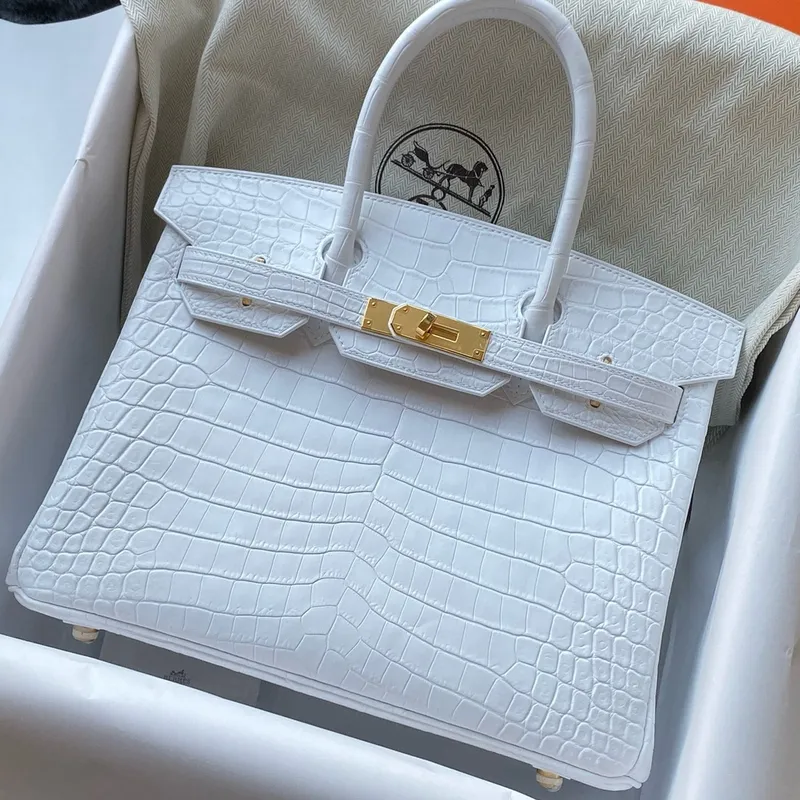Hermes Birkin 30 Ručně vyráběná taška z bílé krokodýlí kůže Niloticus matné textury