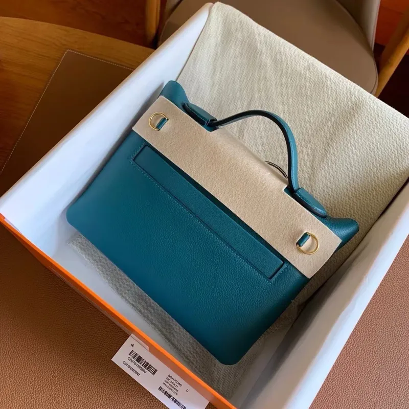 Hermes 24/24 Mini 21 Ručně vyráběná taška v kůži Vert Bosphore Evercolor