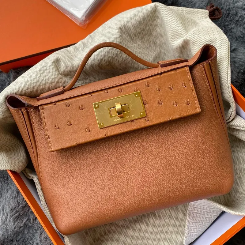 Hermes 24/24 Mini 21 Touch Bag v zlatém Evercolor a pštrosí kůži