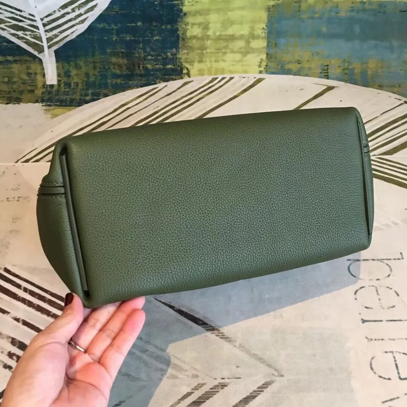 Hermes 24/24 29 Taška v Canopee Clemence telecí kůže