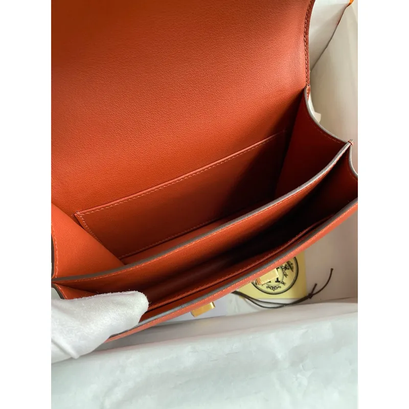 Hermes Constance 18 Ručně vyráběná taška v Sienna Swift telecí kůži