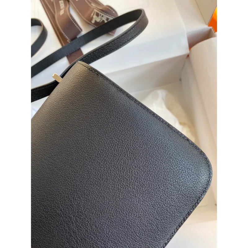 Hermes Constance Enamel 18 Ručně vyráběná taška v černé kůži z telecí kůže Swift