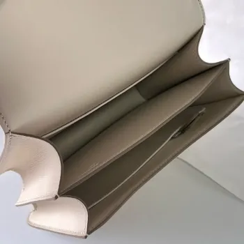 Hermes Constance 1 18 Zrcadlová taška v Craie Epsom telecí kůži