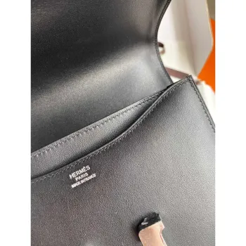 Hermes Constance 18 Ručně vyráběná taška v černé hladké telecí kůži