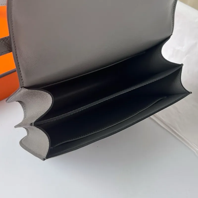 Hermes Constance 18 Ručně vyráběná taška v šedém Meyer Epsom telecím kůži